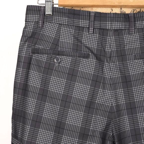 EC Pebble Beach Performance Shorts size 32 - Picture 5 of 6